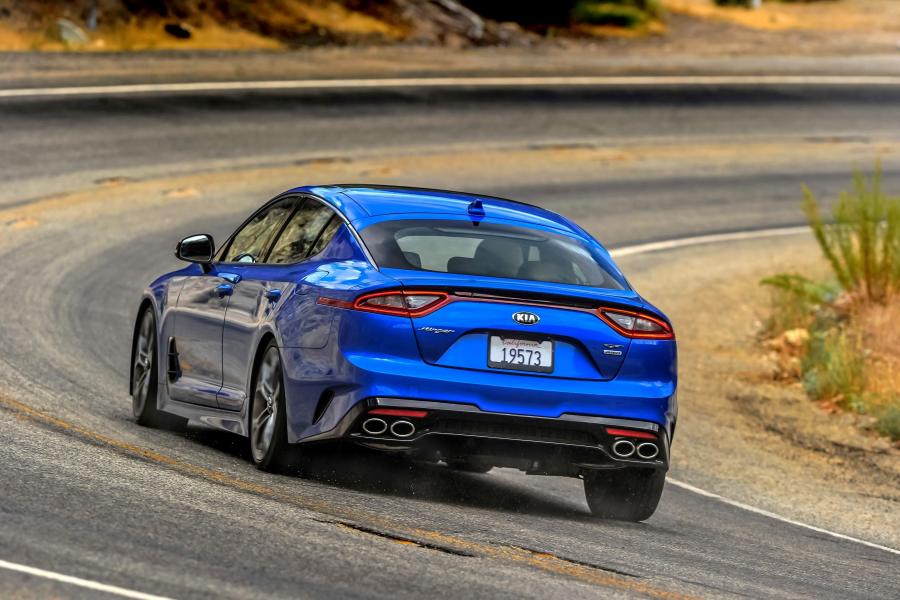  Kia Stinger GT AWD (CK) 2017 года  (NA) (фото 6 из 42)